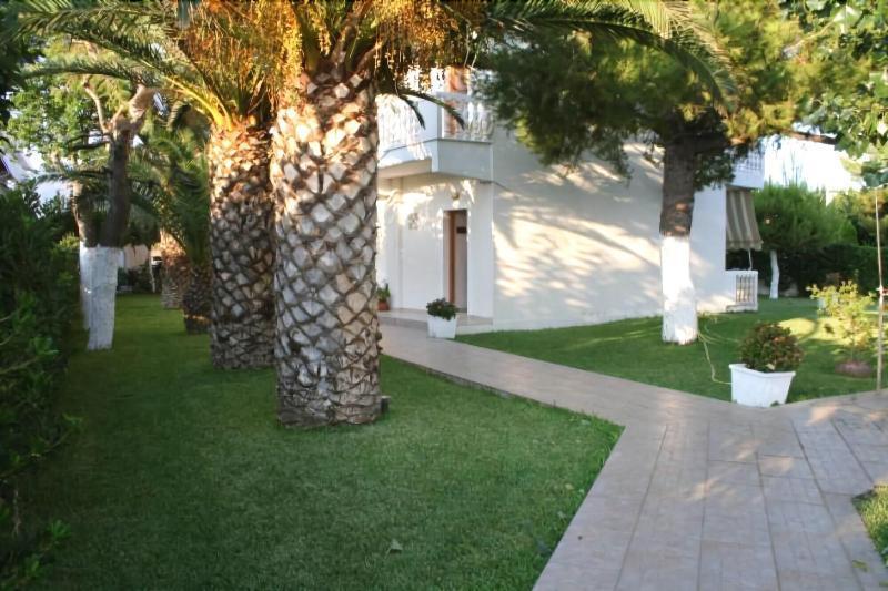 Posidonia Pension Amarynthos Luaran gambar