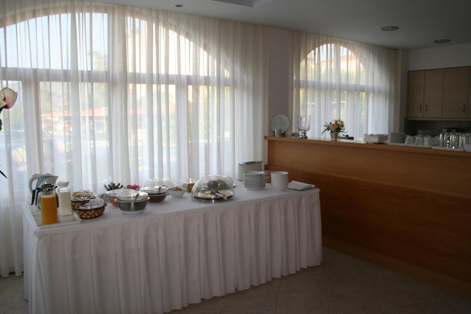 Posidonia Pension Amarynthos Luaran gambar