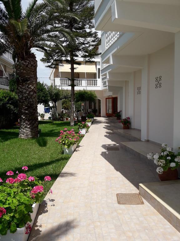 Posidonia Pension Amarynthos Luaran gambar